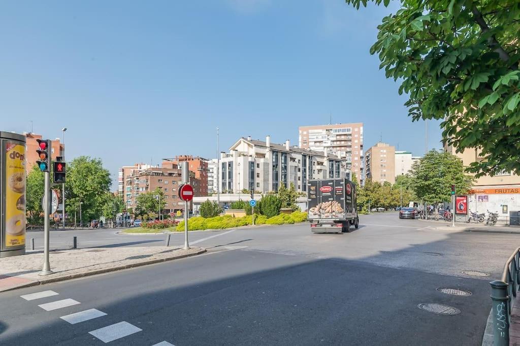 Estudio Acogedor En Zona Norte Madryt Zewnętrze zdjęcie